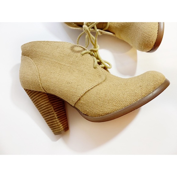 Seychelles Bismuth Canvas Stacked Heel Boots Sz 8 - Picture 9 of 9